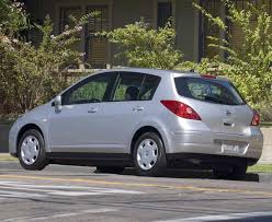 2007 Nissan Versa hatchback - via Daymix