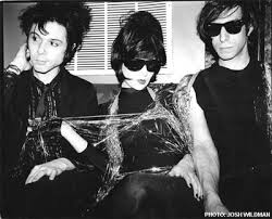 Image <b>Yeah Yeah Yeahs</b> Picture