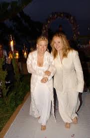 Image Melissa and Tammy Etheridge Picture