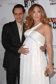 jennifer-lopez-pregnant-732859 - via Daymix