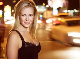 Chelsea Handler in A.C. - via Daymix
