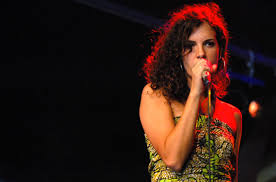 Image <b>Céu</b> excels at covering herself Picture