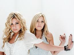 ALY AND AJ RULE!