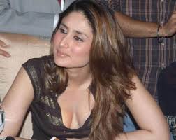 Image <b>Kareena Kapoor</b> While Answering <b>...</b> Picture