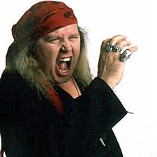 Sam Kinison - via Daymix