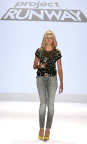 scores Project Runway - via Daymix