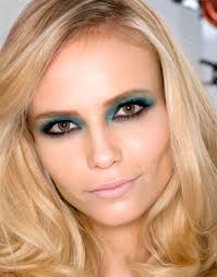 Spring Makeup for Every Age - via Daymix
