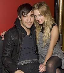 Image Ashlee Simpson and <b>Pete Wentz</b> Picture