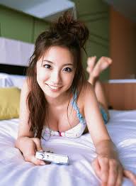 山本梓