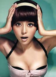 范冰冰的这个“爆乳装”是非常之