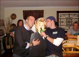 Obama speechwriter Jon Favreau - via Daymix