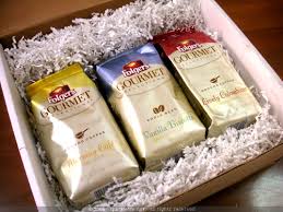to review folgers coffee. - via Daymix