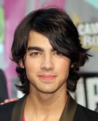 And Joe Jonas - via Daymix