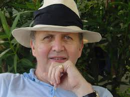       alexander    mccall    smith   1 jpg