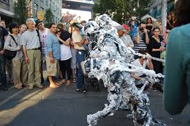Live Performance Art - via Daymix