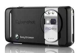 Sony Ericsson K550i - via Daymix