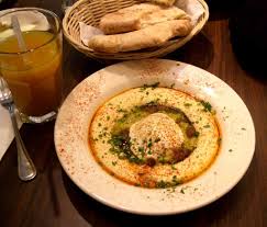 Hummus - via Daymix