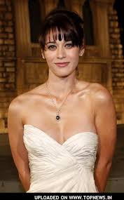 Image Lizzy Caplan at "Cloverfield" Picture