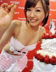 内衣名模西内裕美