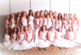 Apply now for MISS TEEN - via Daymix