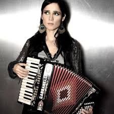 Julieta Venegas Picture 2