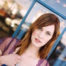 Image <b>Lauren Lee Smith</b> Picture