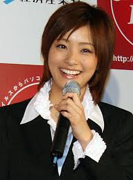 上戸彩さん