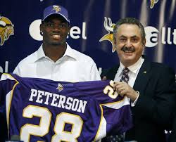 Adrian Peterson jersey - via Daymix