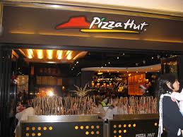 A Pizza Hut restaurant - via Daymix