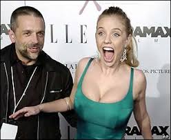 Image <b>Kelli Garner</b> (right) Picture