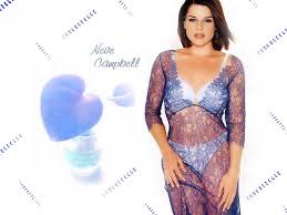 Neve Campbell