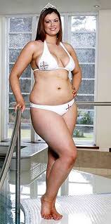 Chloe Marshall, a Miss England
