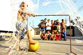 Futebol de rua by kathi o