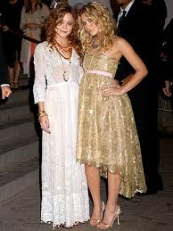 MARY-KATE AND ASHLEY OLSEN - via Daymix
