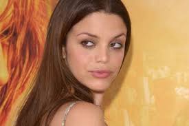 Vanessa Ferlito Picture 3
