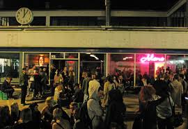   Jolene   is run by a crew of Icelandic    
