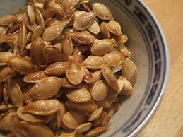 Toasted <b>pumpkin seeds</b>