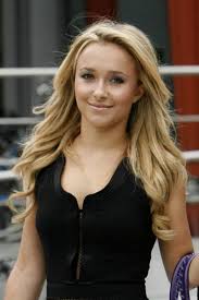 Hayden Panettiere - via Daymix