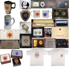 ages each gift idea below - via Daymix