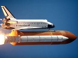 a space shuttle, - via Daymix
