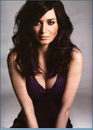 Emily Blunt Picture 3