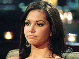 Bachelor's Melissa Rycroft - via Daymix