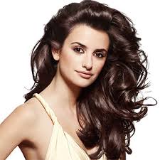 Penelope Cruz ring sparks - via Daymix