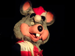 Link Chuck E. Cheese - via Daymix