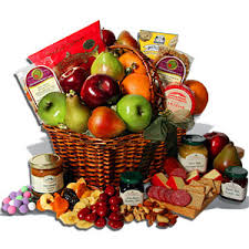 Gourmet Gift Baskets Fruit - via Daymix