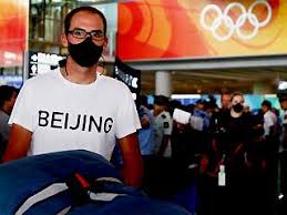 5: U.S. cyclist arrives