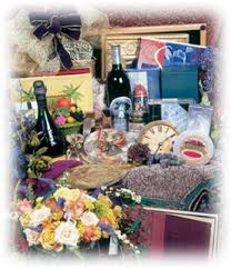 Send Cheap  Christmas   Hampers  Ireland      