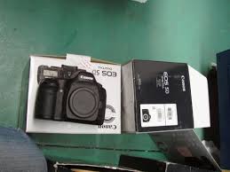       digital   SLR  camera Canon   EOS 5D 