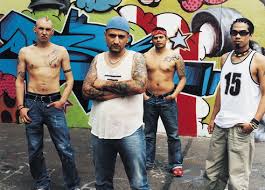 Walmart Gang Initiation - via Daymix