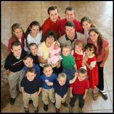 duggar-family - via Daymix